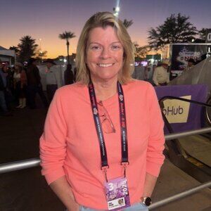 Meet your Posher, Traci